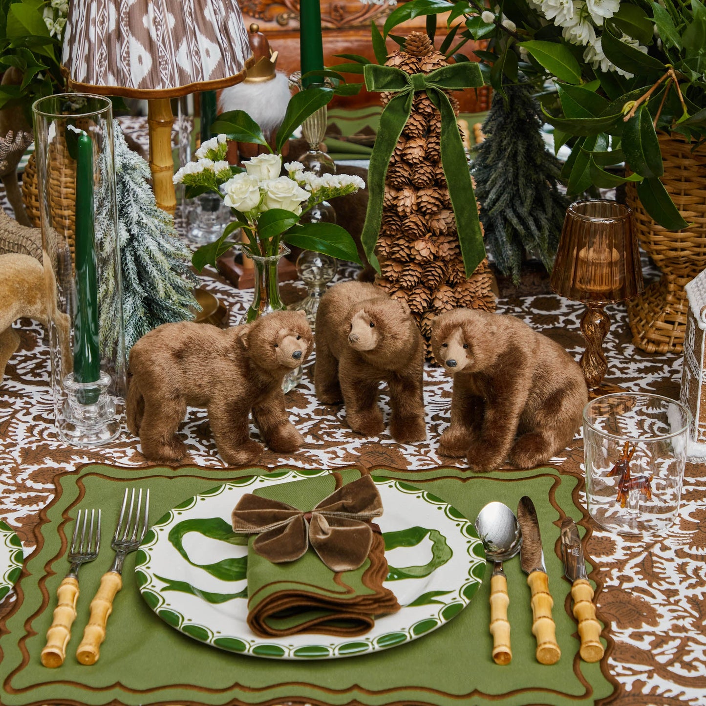 Grands ours bruns alpins (ensemble de 3)
