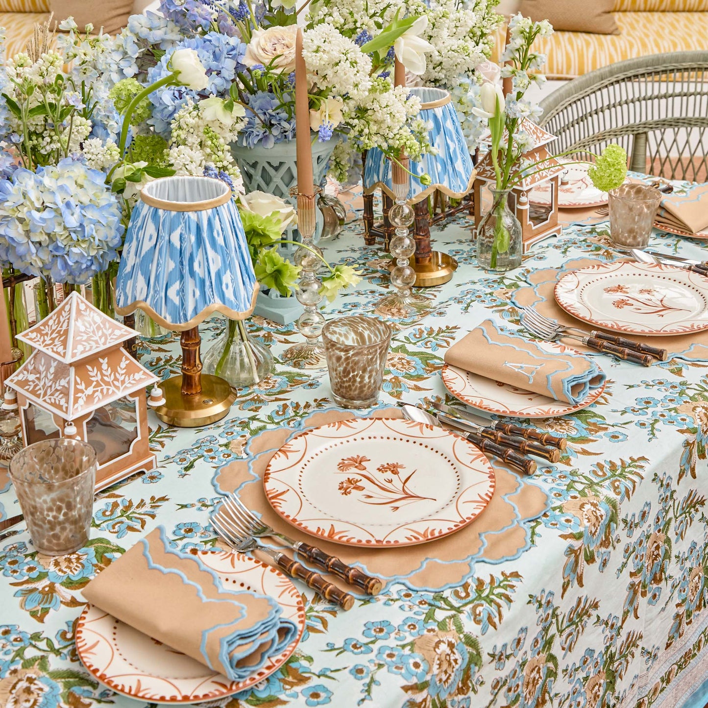 Sets de table et serviettes Lily Sand & Blue (lot de 4)