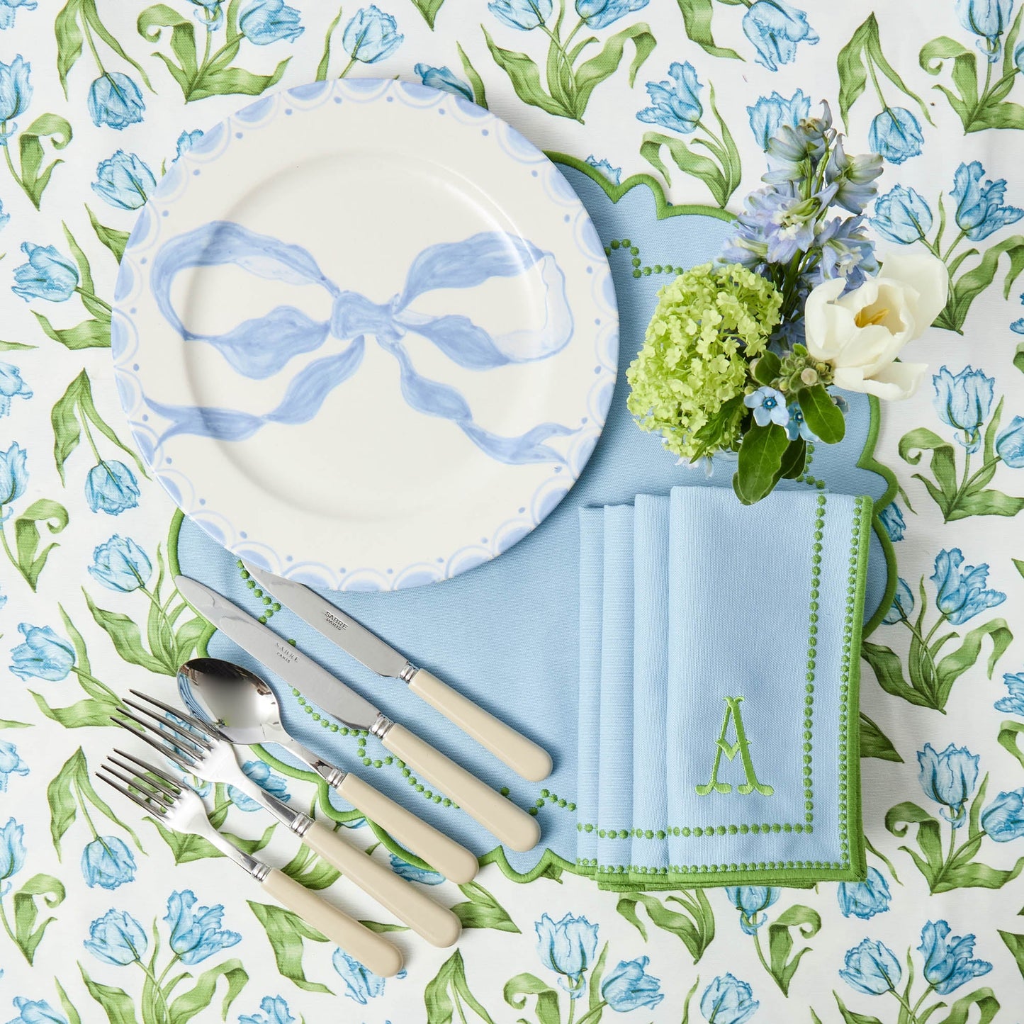 Assiette plate Marilyn Blue Bow