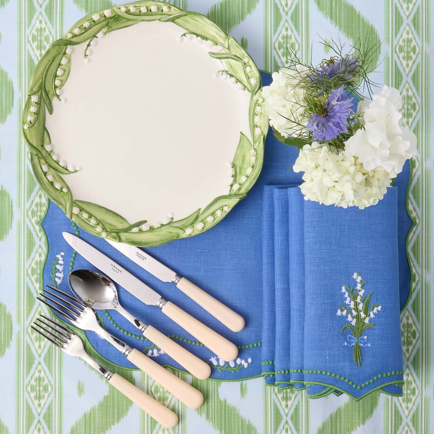 Sets de table et serviettes en lin bleu Lily of the Valley (lot de 4)