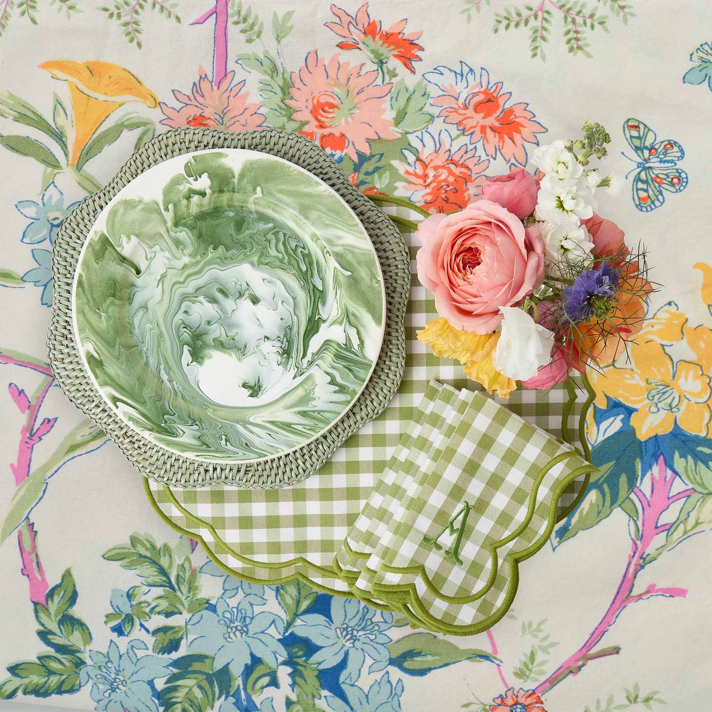 Assiettes de présentation en rotin festonné vert (lot de 4)