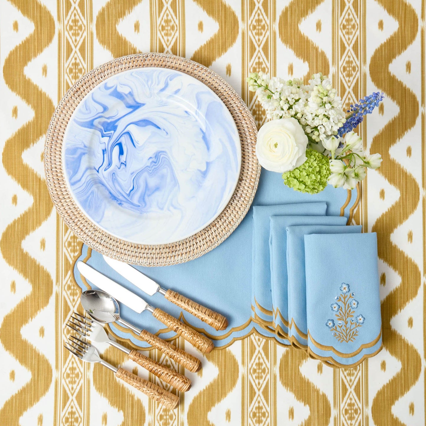 Assiette plate marbrée bleue Julia (lot de 4)