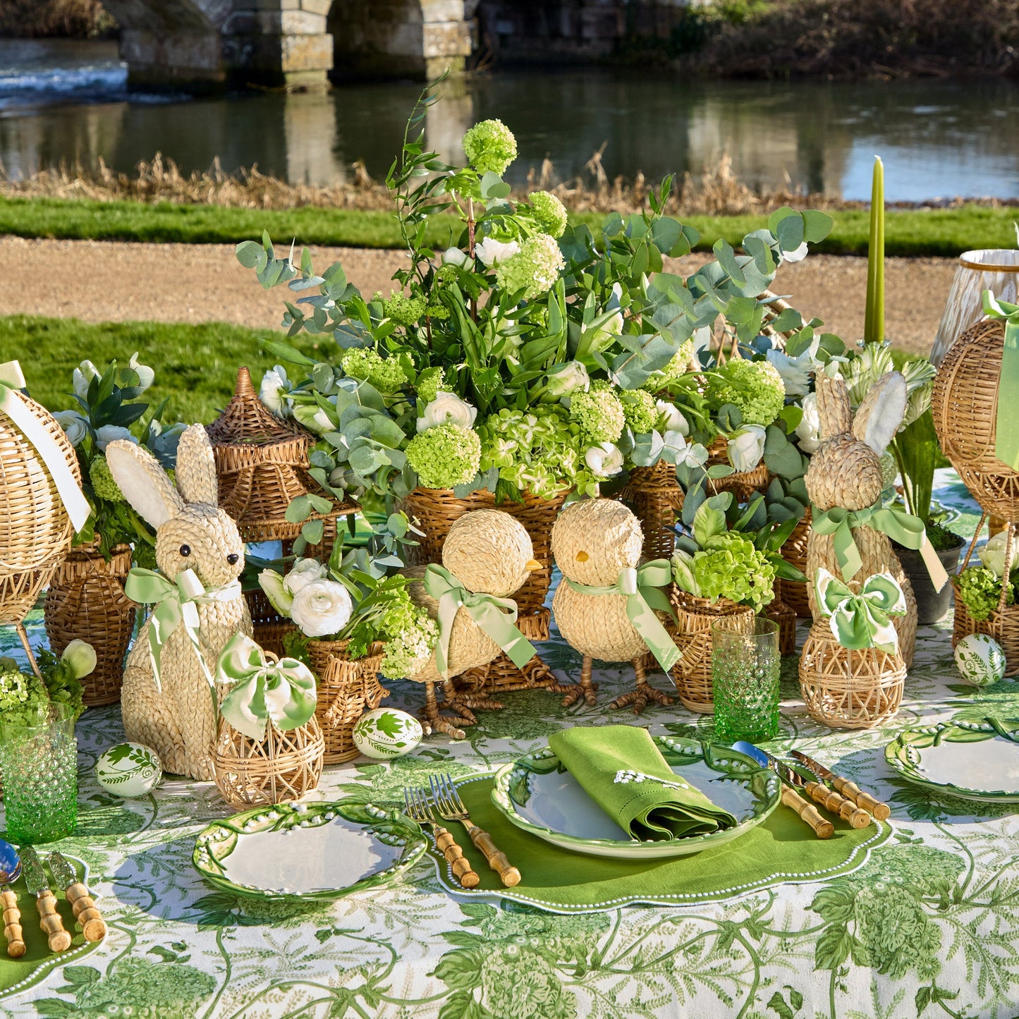 Ensemble de décoration de prairie en rotin
