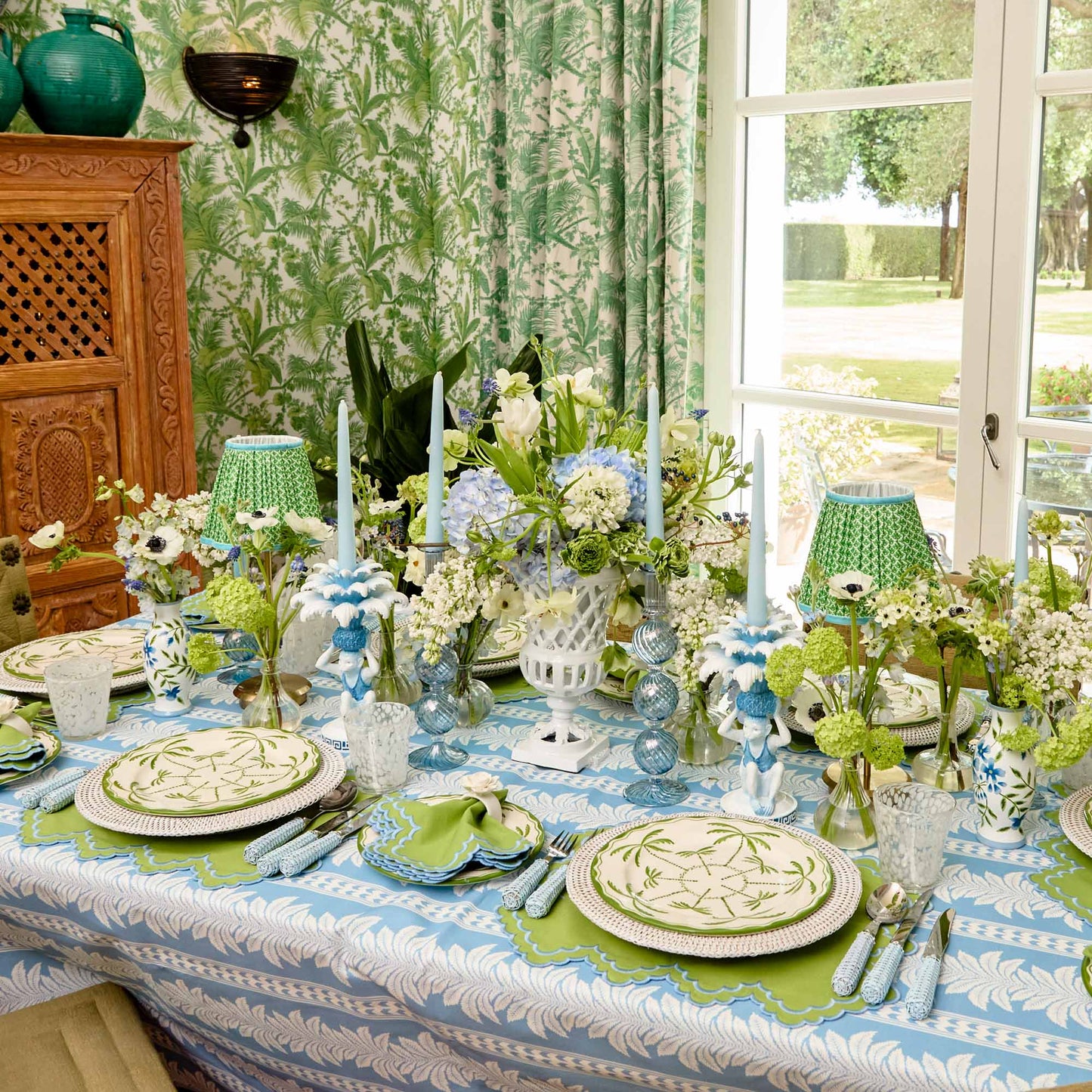 Nappe à rayures bleues à motif fougère