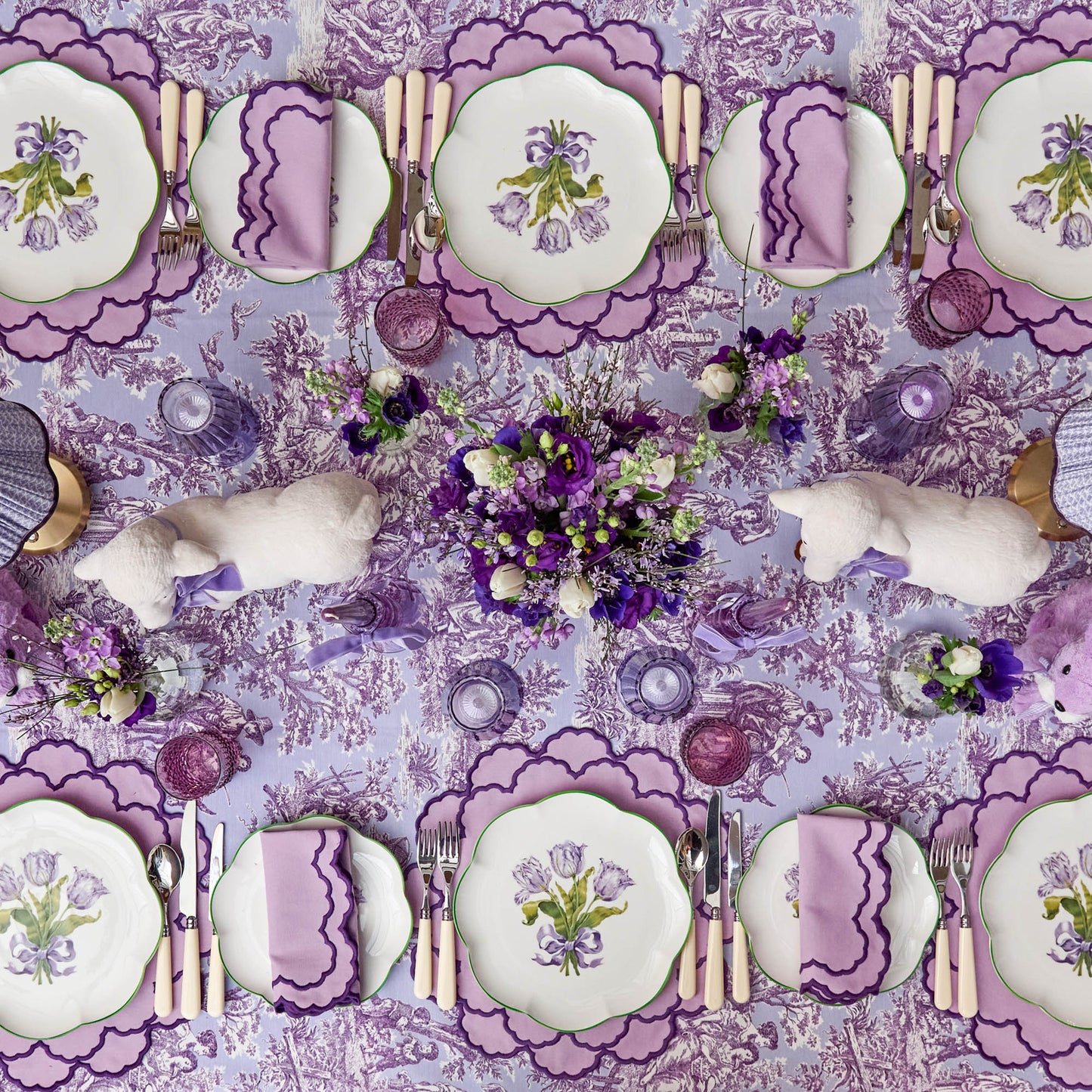 Assiette plate tulipe violette