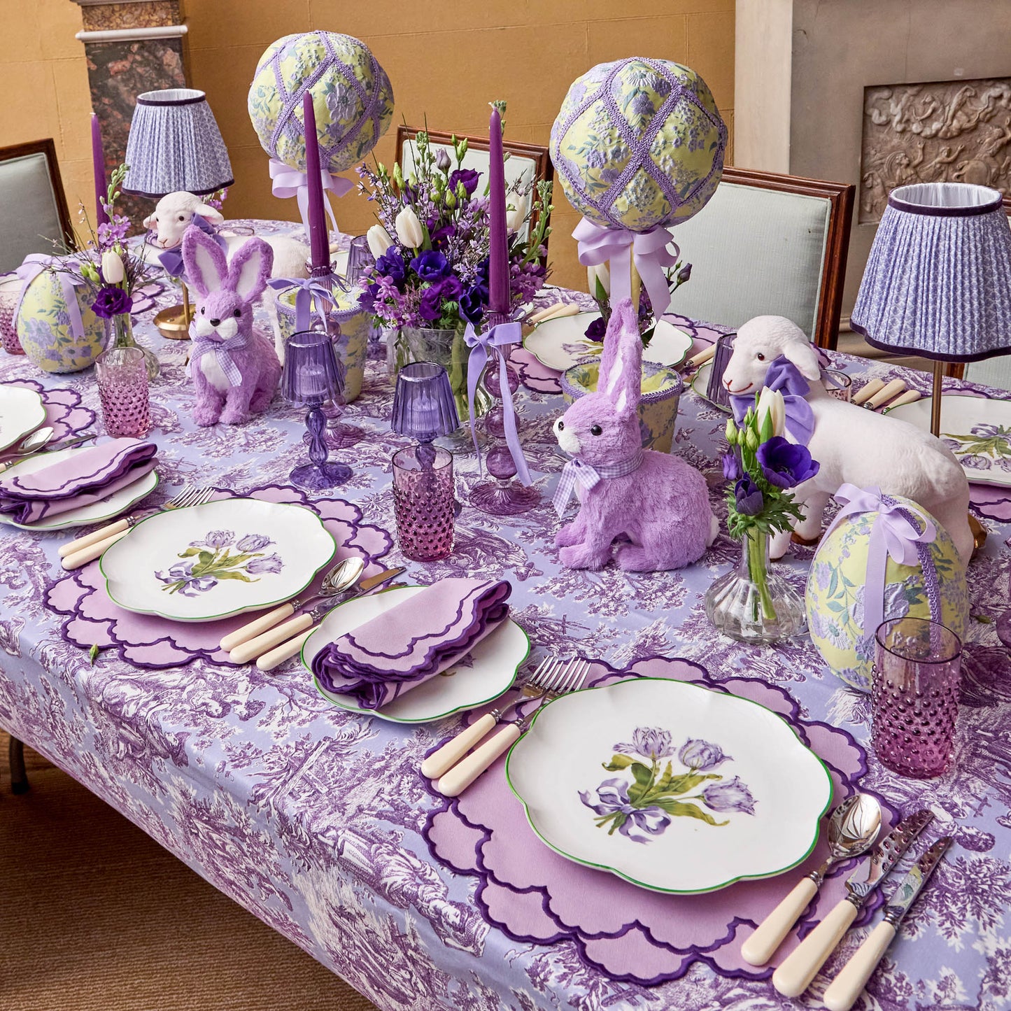 Assiettes plates Tulipe violette (lot de 4)