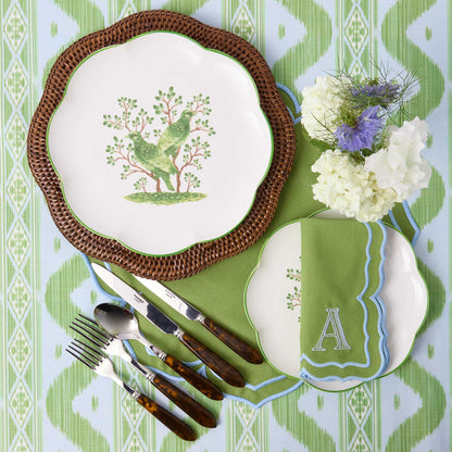 Assiettes de présentation en rotin festonné marron (lot de 4)