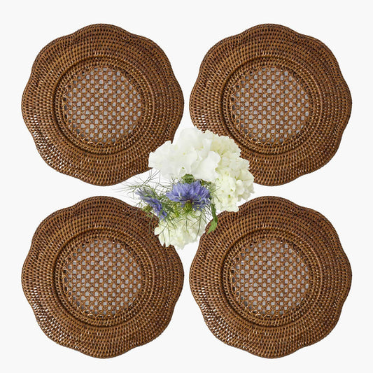 Assiettes de présentation en rotin festonné marron (lot de 4)