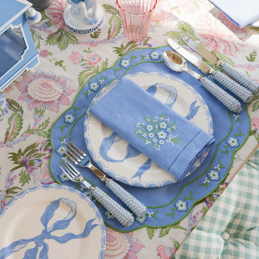 Sets de table et serviettes en lin à motif floral pervenche (lot de 4)