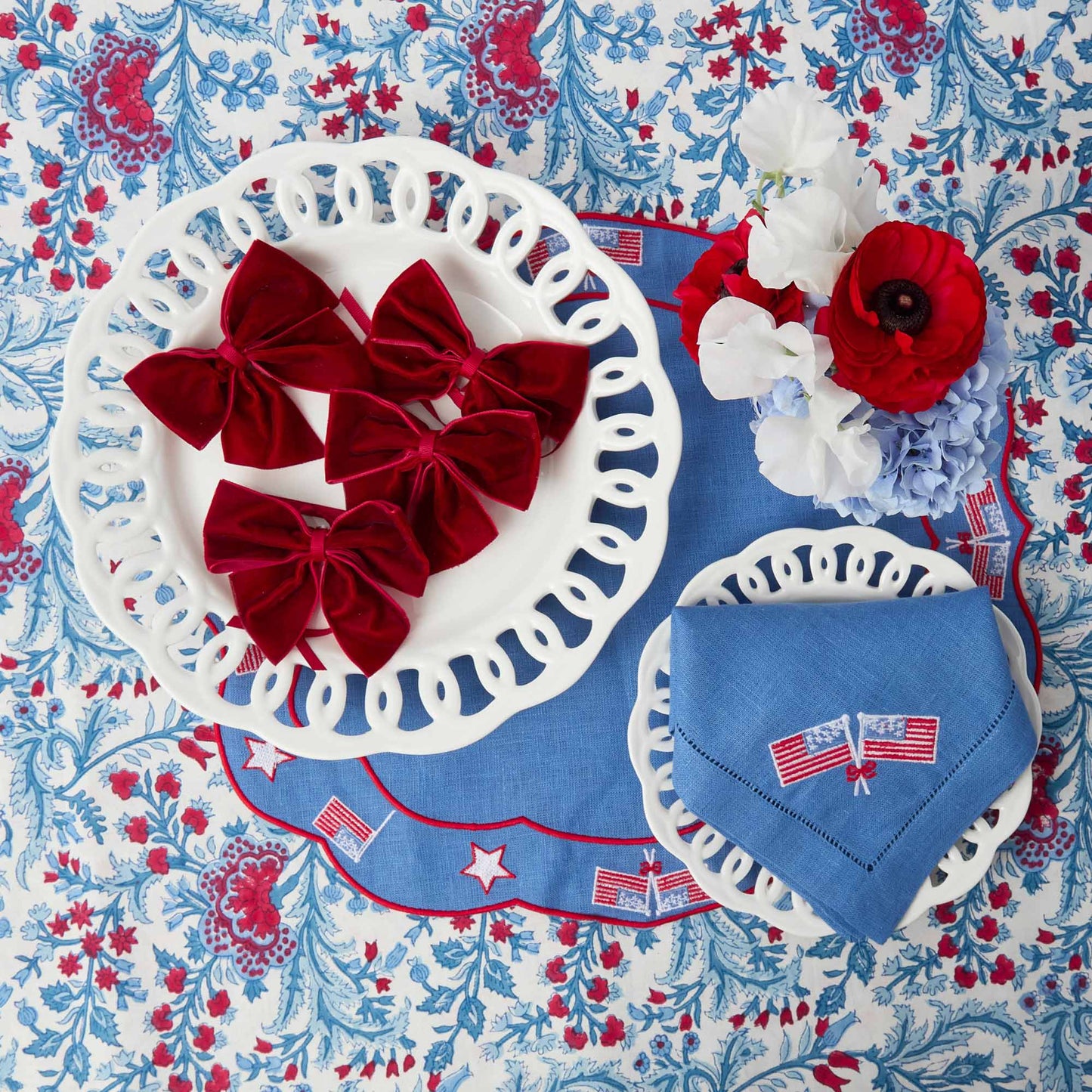 Sets de table et serviettes du 4 juillet (lot de 4)