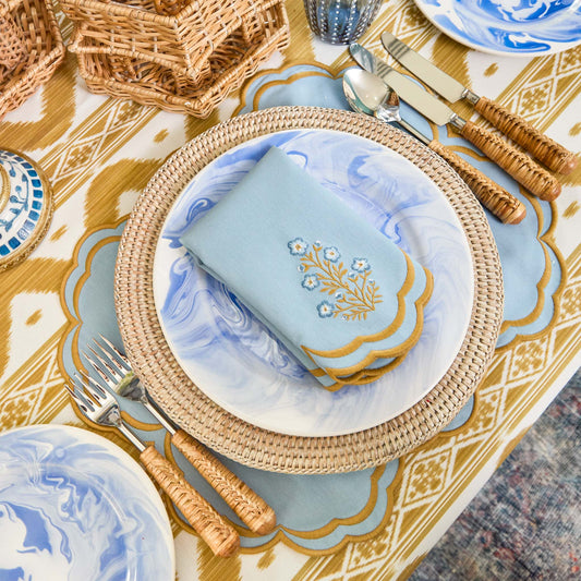 Sets de table et serviettes œillets Serena bleu et caramel (lot de 4)