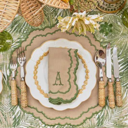 Sets de table et serviettes Edith Sand &amp; Green (lot de 4)